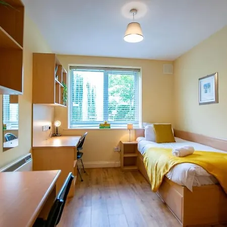 公寓 120 - Two Bed With Parking 戈尔韦