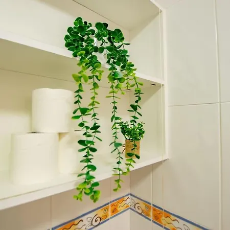 120 - Two Bed With Parking * Galway